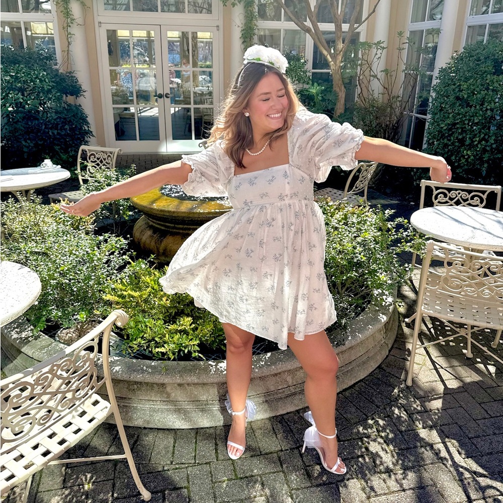 Meet your Posher, Caroline